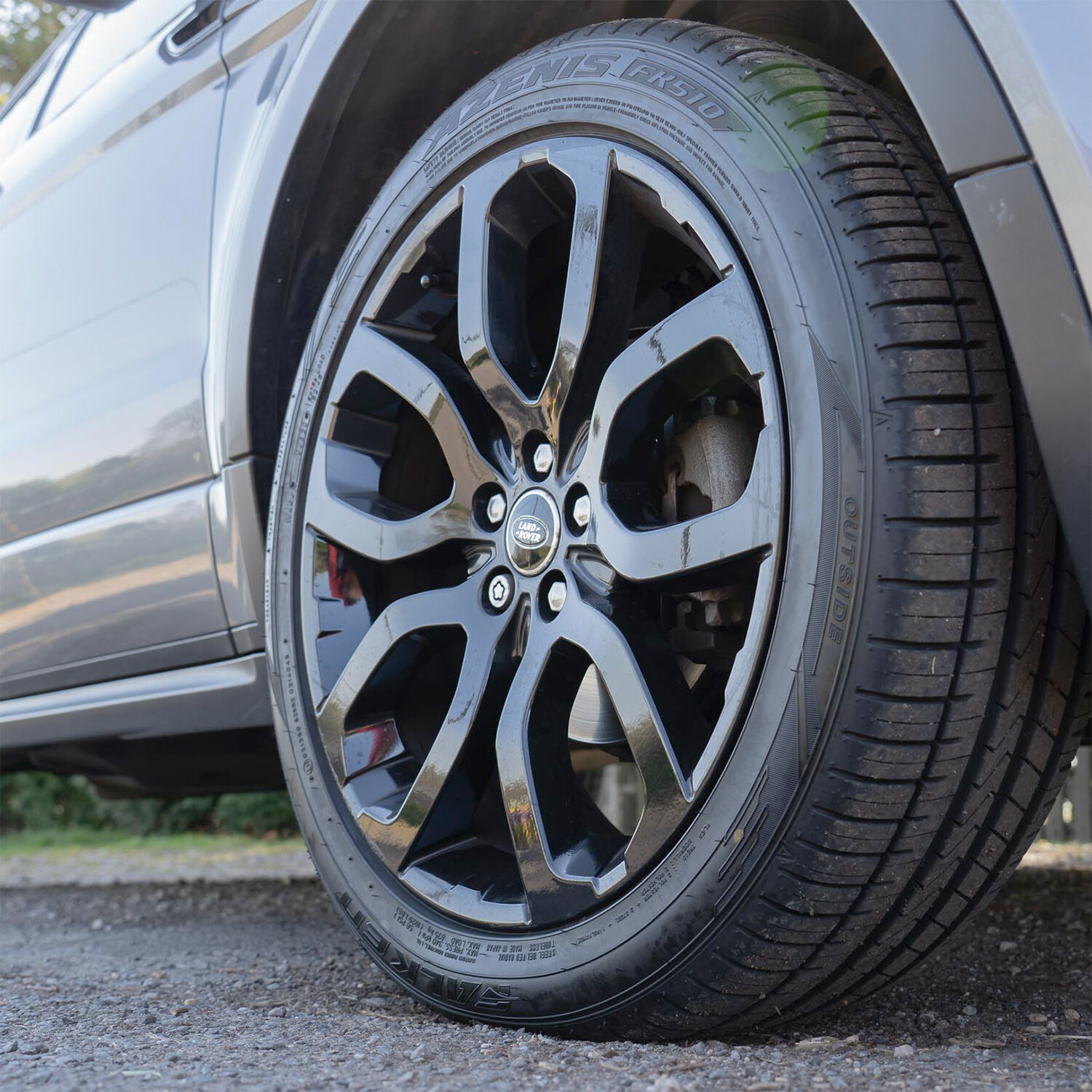 Pneu Falken Azenis FK510 SUV - foto 2 de 3 Pneu Falken Azenis FK510 SUV - foto 2 de 3
